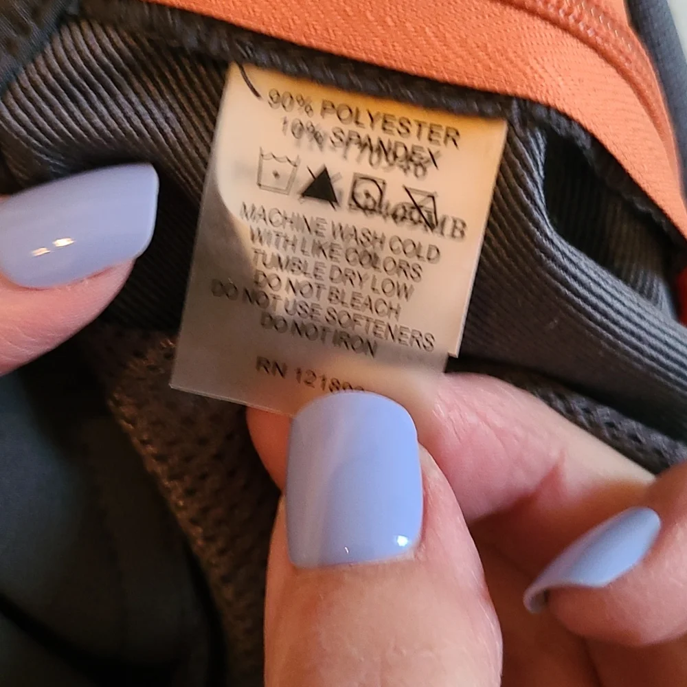 Title nine skirt size 4 gray - Picture 5 of 5